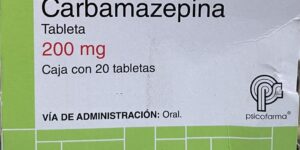 Generico Carbamazepina 200 mg caja con 20 tabletas
