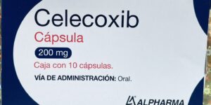 Generico Celecoxib 200 mg caja con 10 capsulas